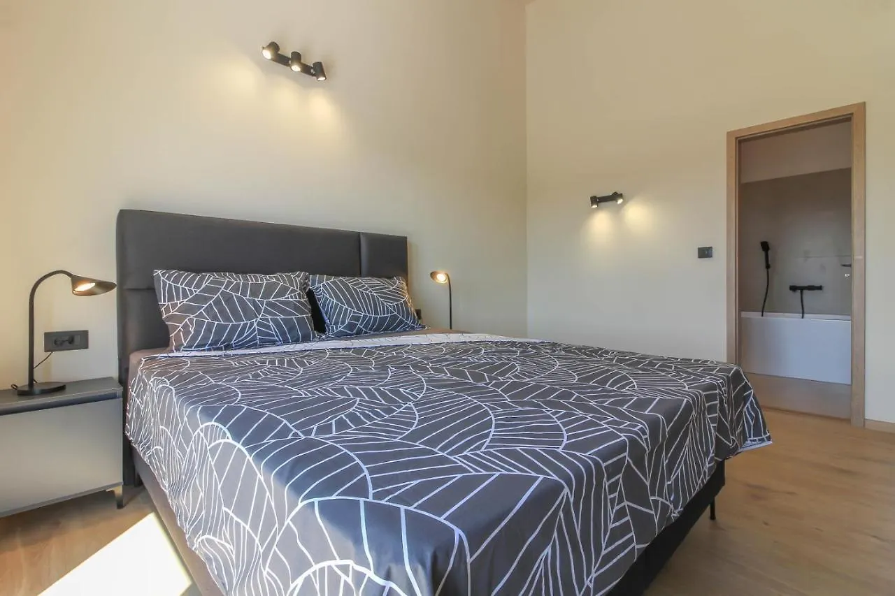 Modern Villa With Private Pool In Pula 0*,  Hırvatistan
