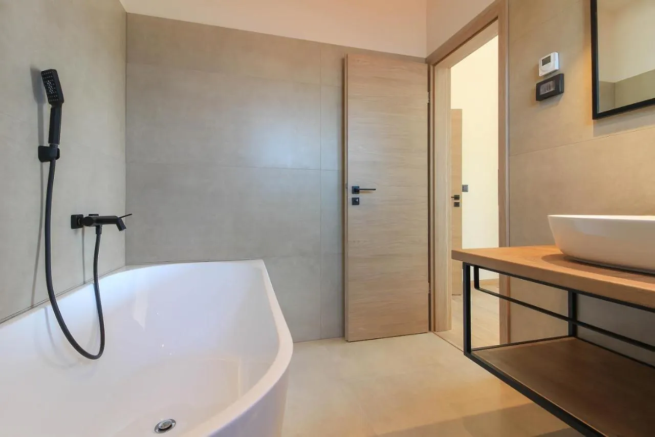 Modern Villa With Private Pool In Pula Hırvatistan